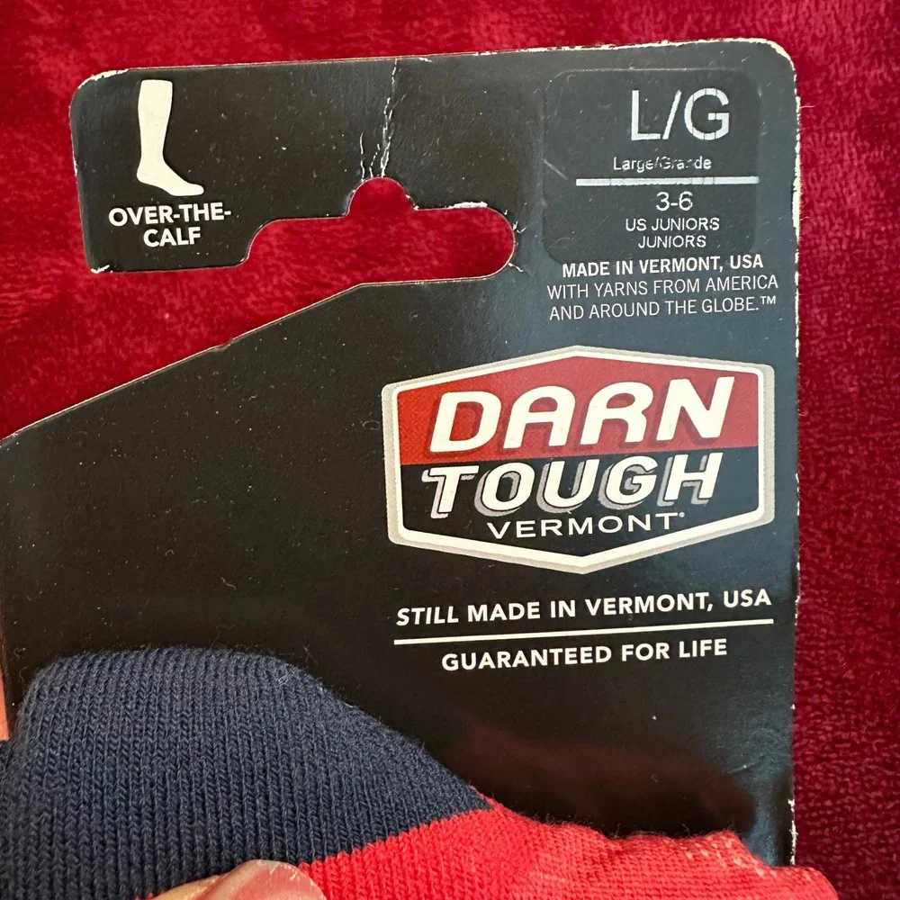 Darn Tough Jr Magic‎ Mountain Unicorn Socks Over-the-Calf Raspberry Large 3-6